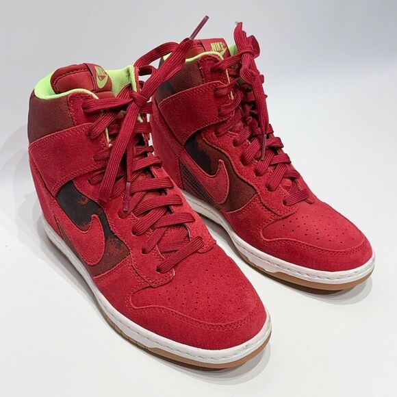 Nike Dunk Sky High Women’s 3” Wedge Heel Sneaker Red Suede Camo Size 8 Worn Once - Picture 10 of 13